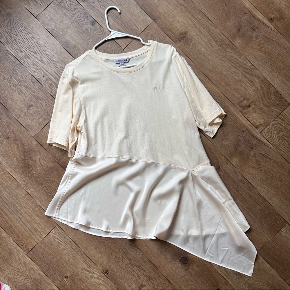 Uniqlo tshirt tunic size L